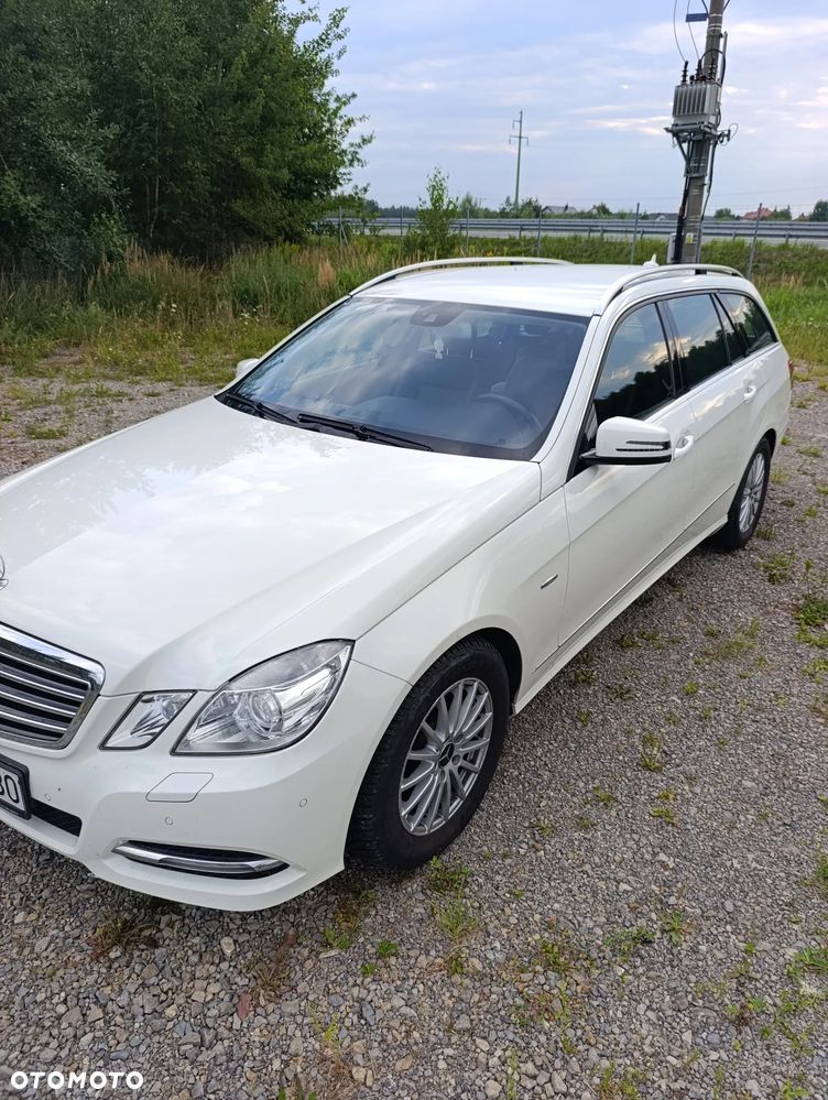 Mercedes-Benz Klasa E 250 CGI BlueEFFICIENCY Automatik Avantgarde - 10