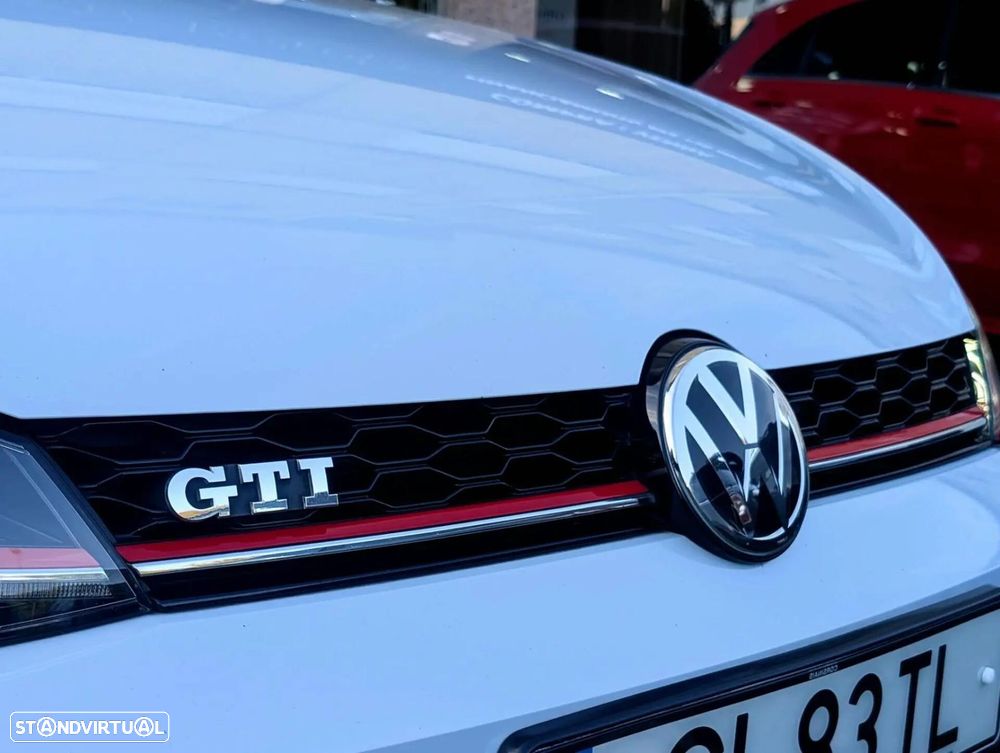 VW Golf 2.0 TSI GTI DSG Performance - 10
