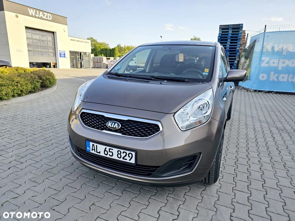 Kia Venga 1.6 CVVT Black Collection - 12