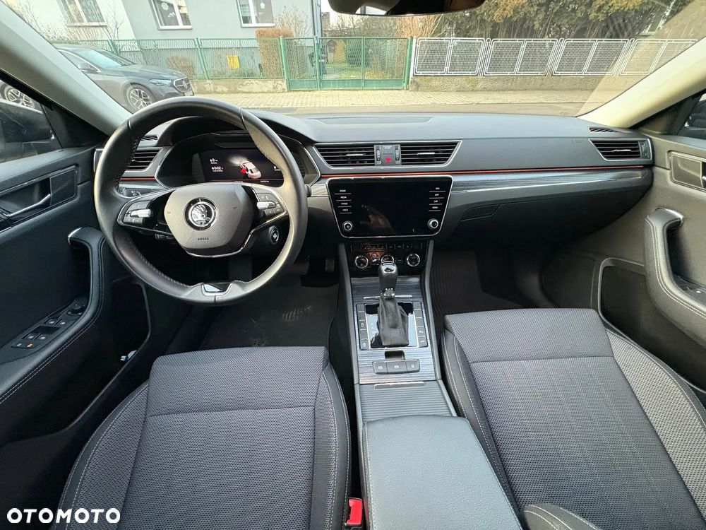 Skoda Superb 2.0 TDI SCR Ambition DSG - 13