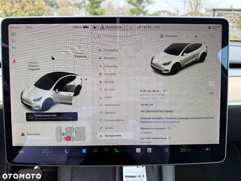 Tesla Model Y Long Range AWD - 23
