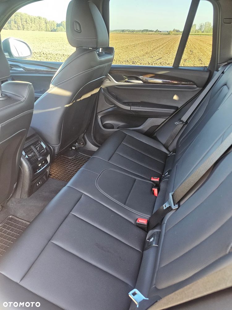 BMW X3 - 28