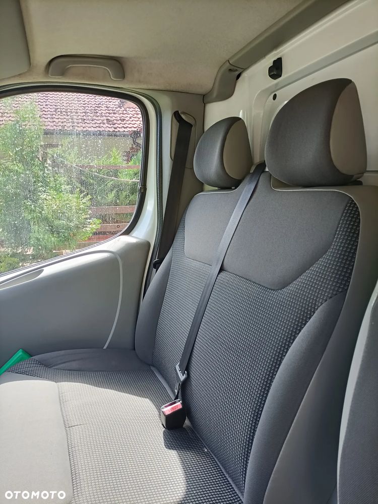 Opel Vivaro - 14