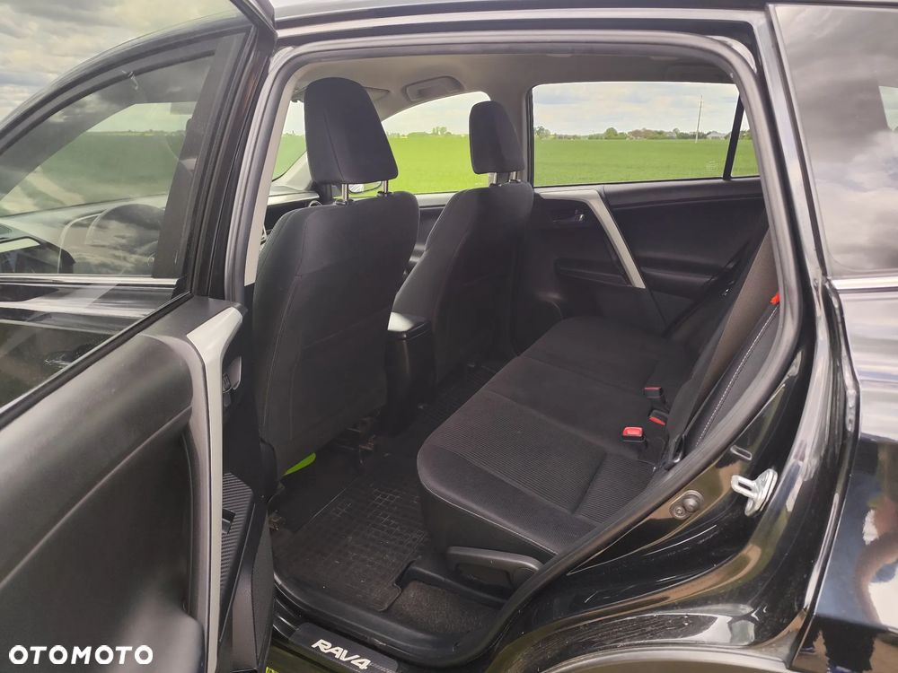 Toyota RAV4 2.0 D-4D Active - 10