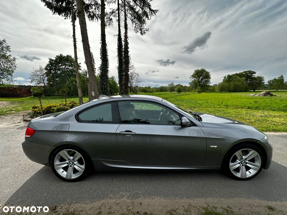 BMW Seria 3 320i M Sport Edition - 14
