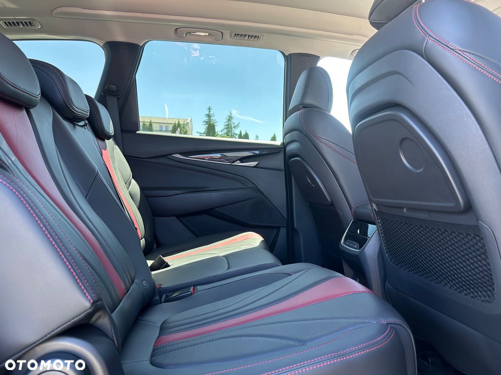 Maxus Euniq 5 - 17