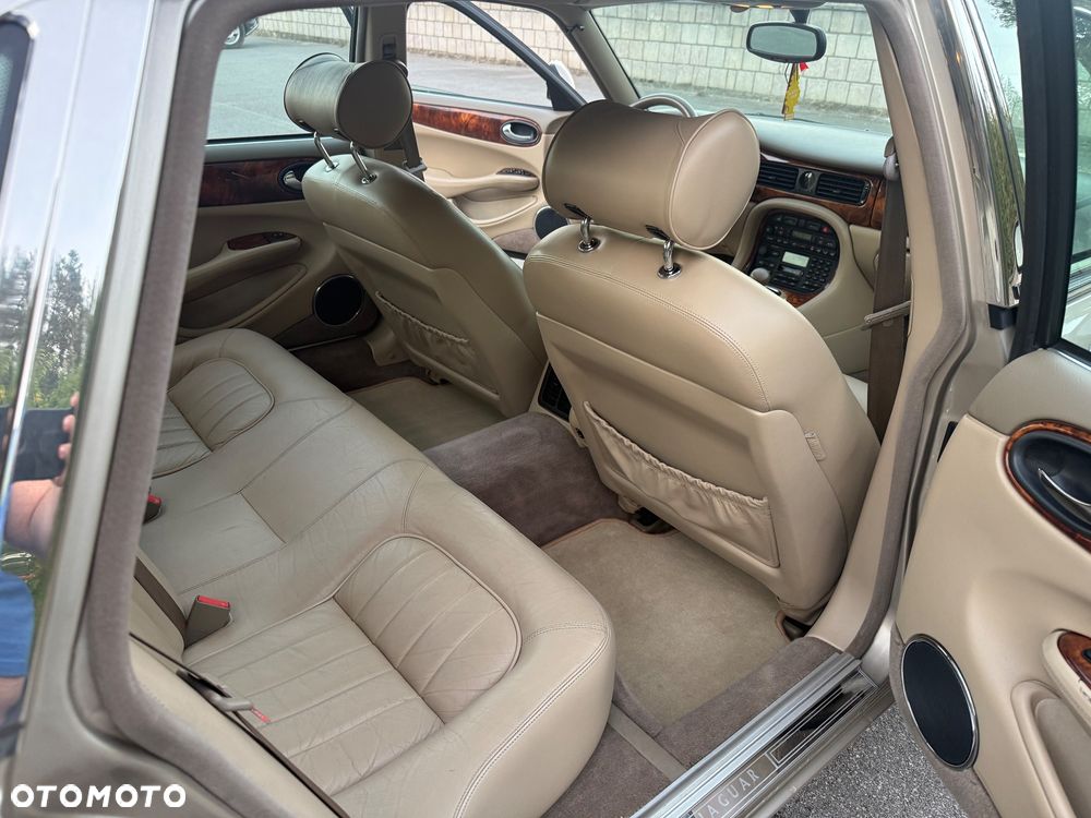 Jaguar XJ 4.0 Executive - 22