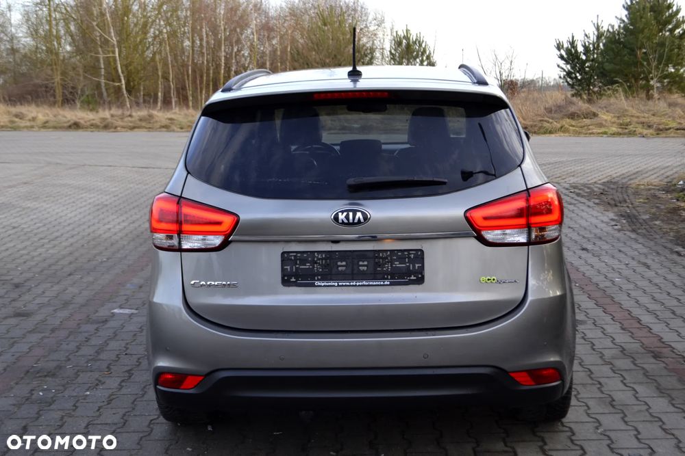 Kia Carens 1.7 CRDi Business Line 7os - 6