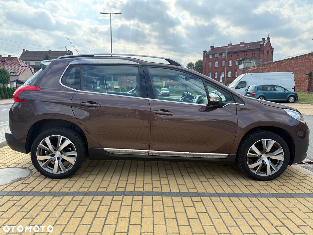 Peugeot 2008 e-HDi FAP 92 STOP & START Allure - 4