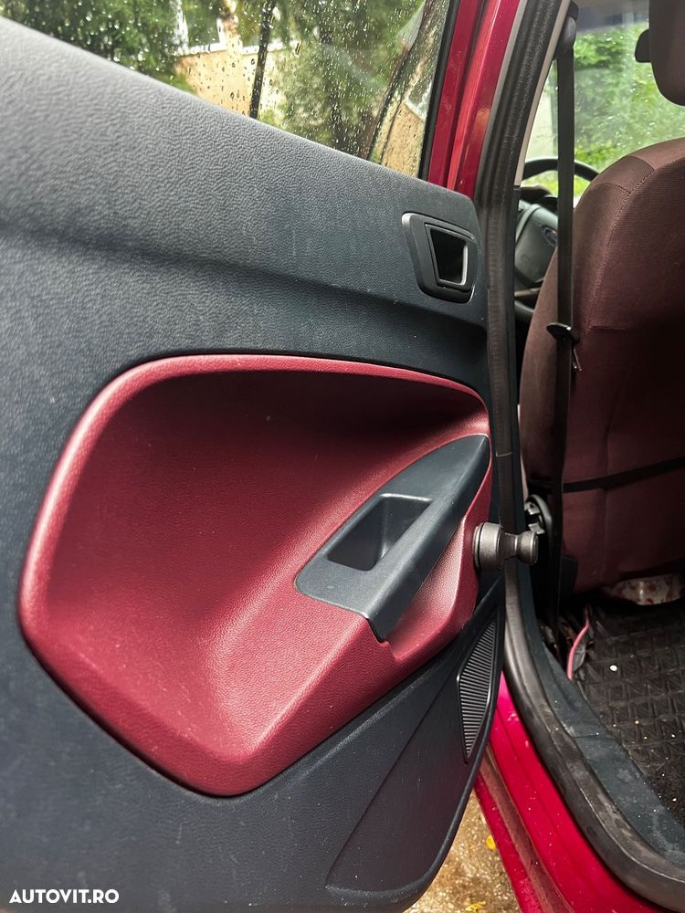 Ford Fiesta 1.3i Ambiente - 7