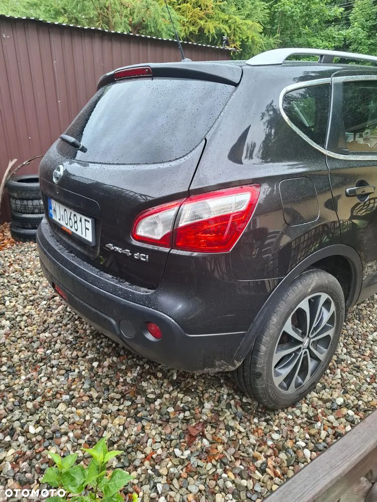 Nissan Qashqai - 2