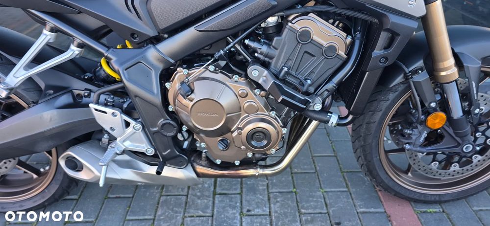 Honda CB - 21