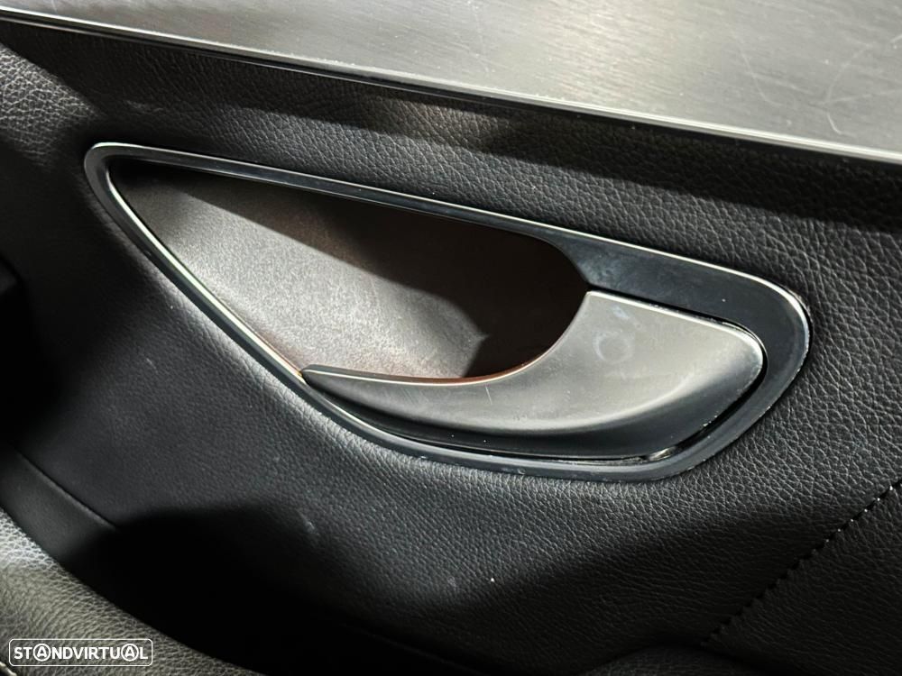 Mercedes-Benz C 180 BlueTEC AMG Line - 31