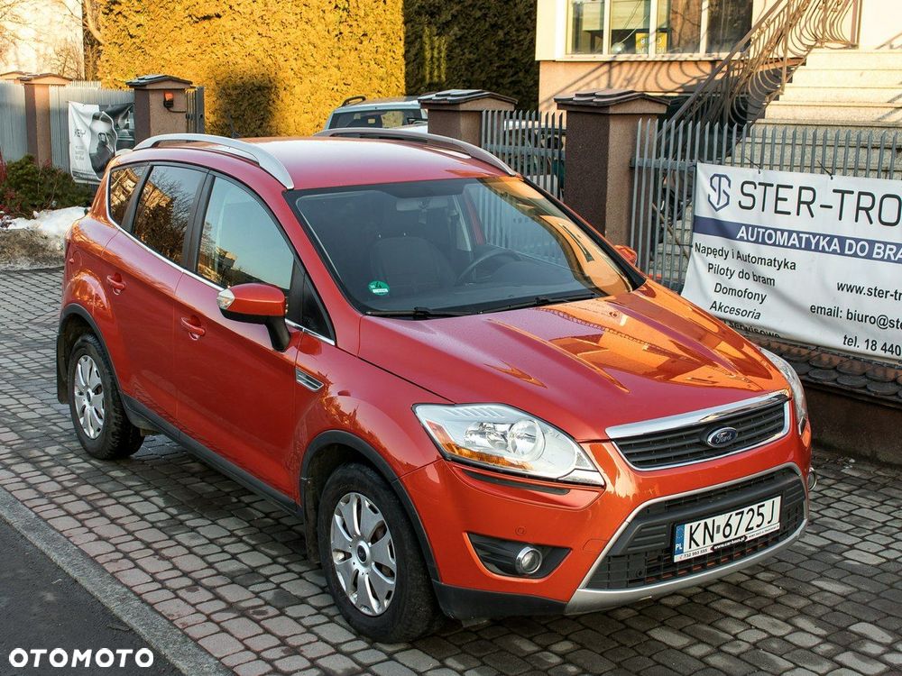 Ford Kuga 2.0 TDCi 2x4 Titanium - 5
