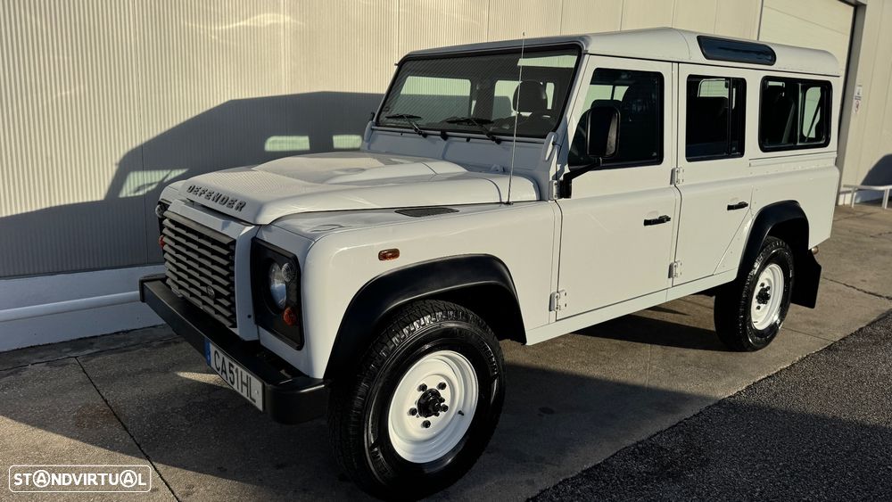 Land Rover Defender 110 DPF Station Wagon E - 18