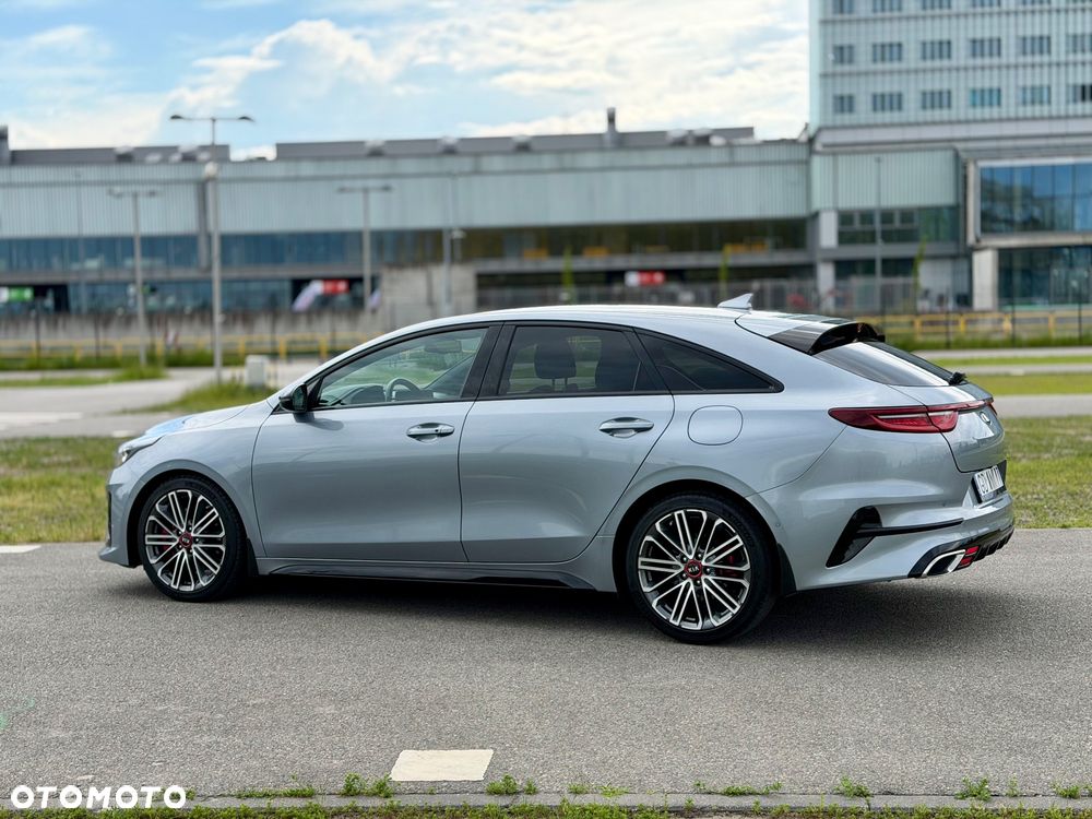 Kia ProCeed - 8