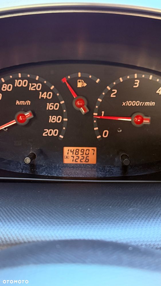 Nissan Micra 1.5 dCi Visia - 11