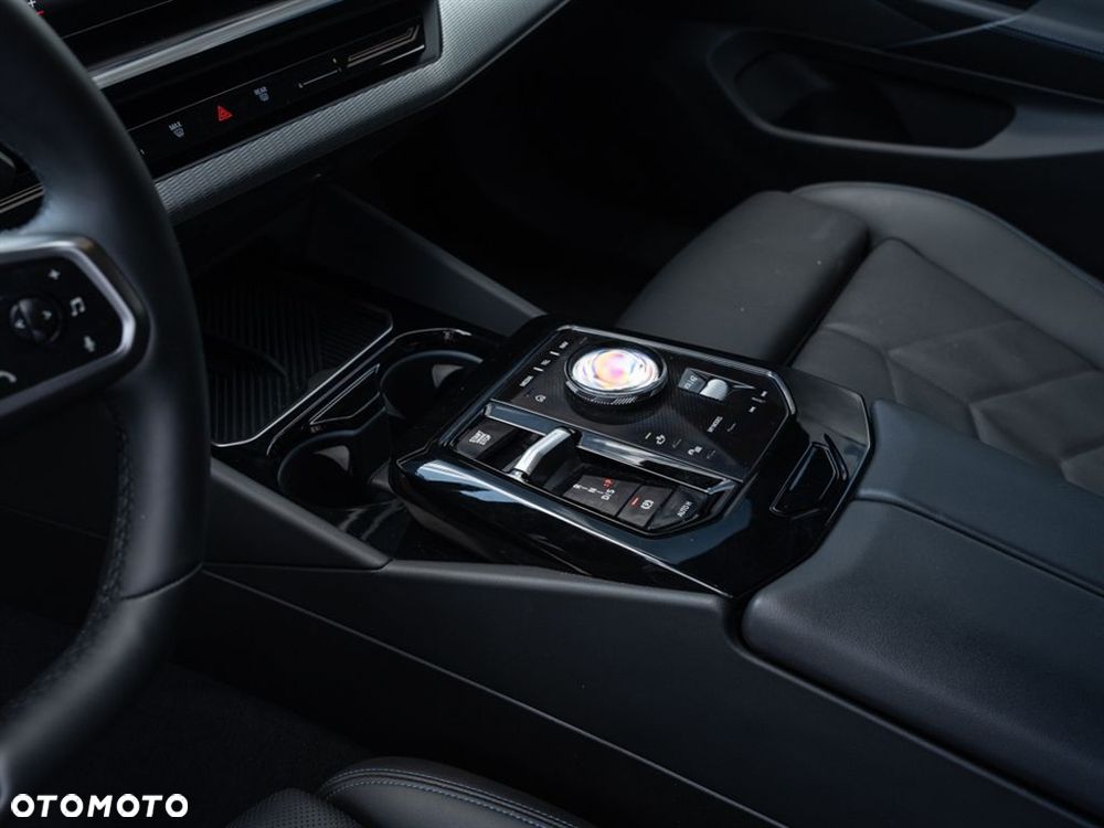BMW Seria 5 - 12