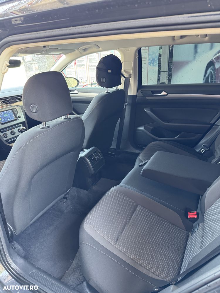 Volkswagen Passat - 6