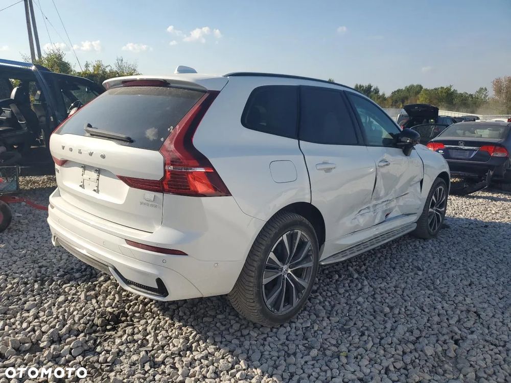 Volvo XC 60 - 4