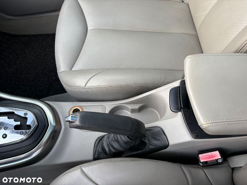 Peugeot 308 1.6 Premium - 26