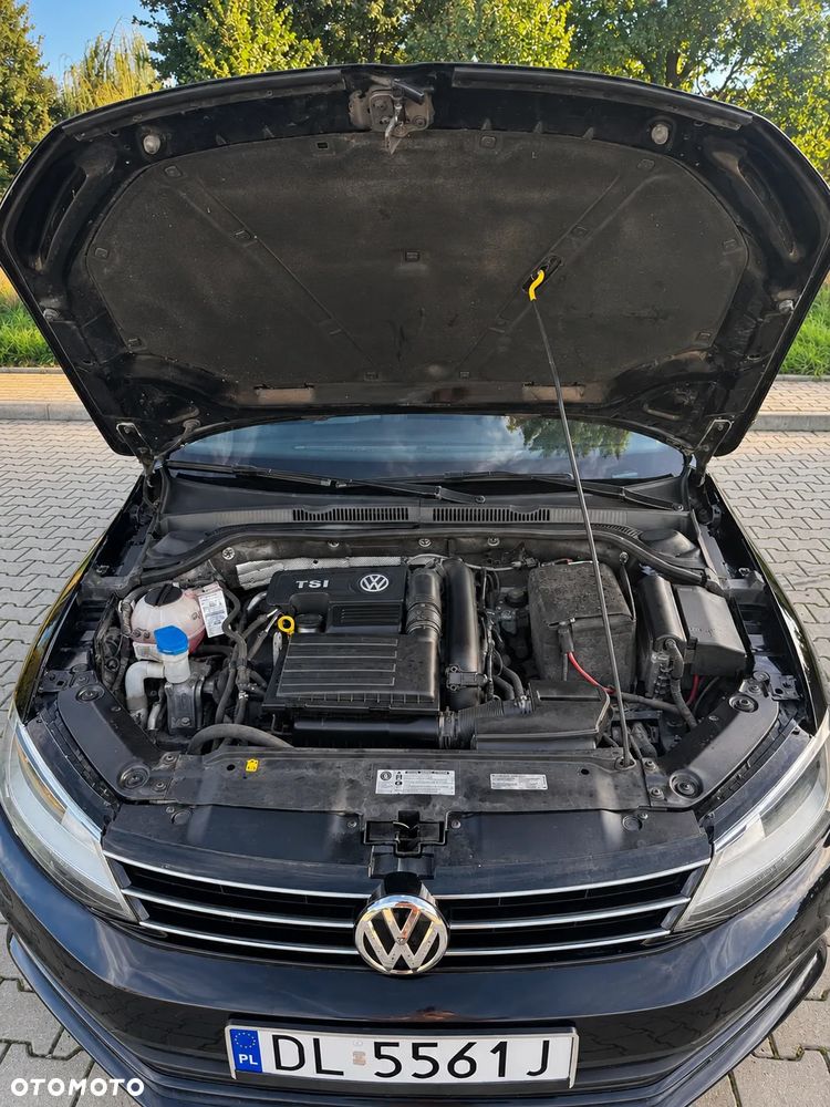 Volkswagen Jetta - 9