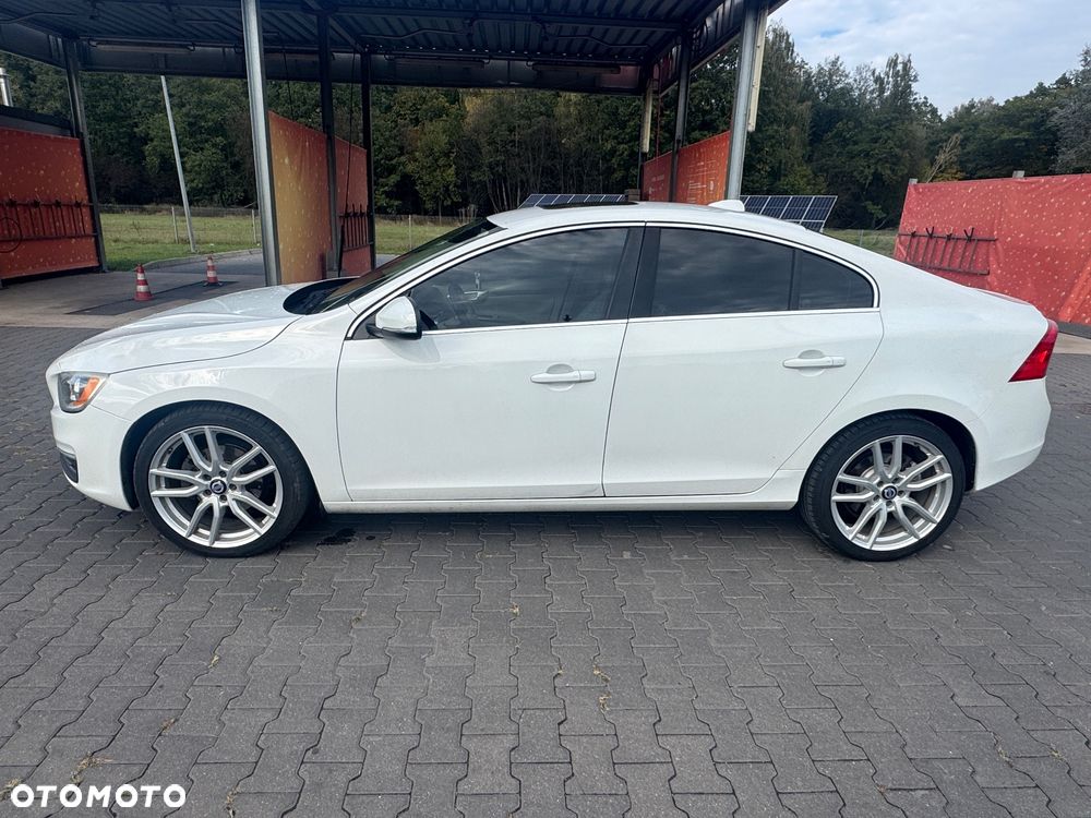 Volvo S60 - 4