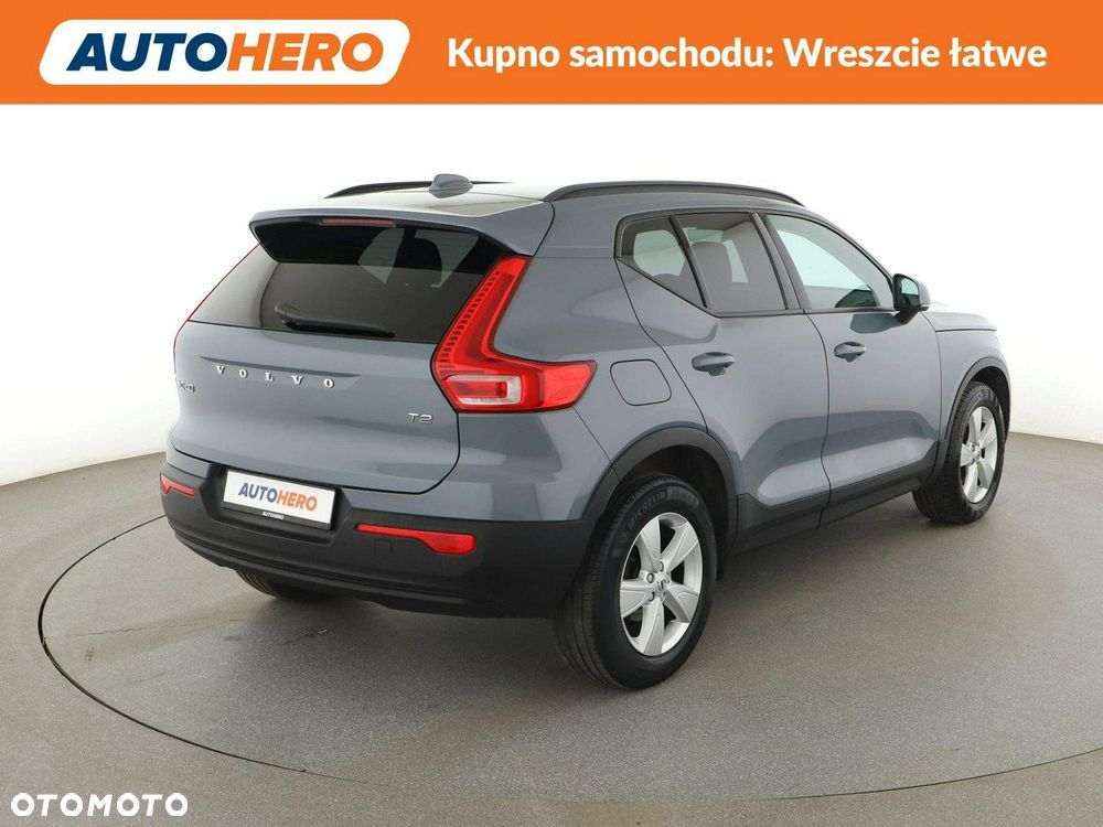 Volvo XC 40 T2 Momentum Core - 8