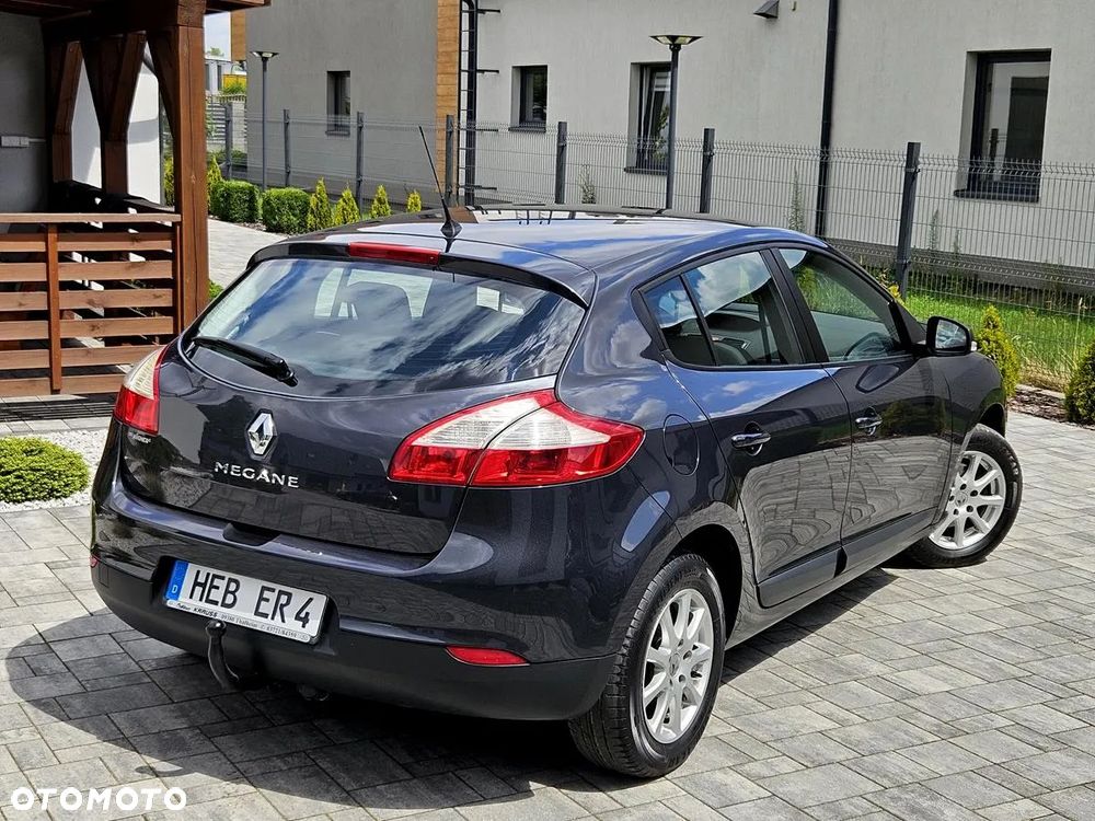 Renault Megane 1.6 16V 110 Paris - 11