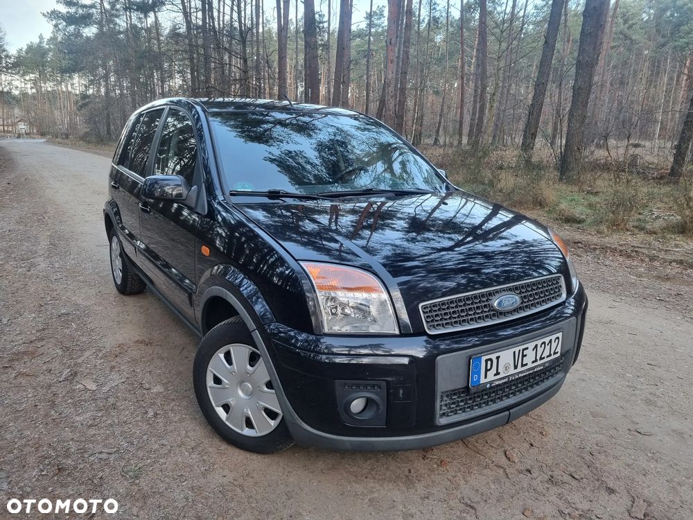 Ford Fusion 1.6 + - 37