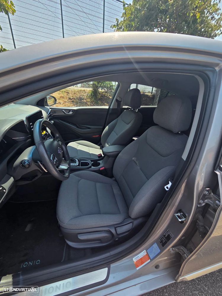 Hyundai Ioniq 1.6 GDI HEV - 23