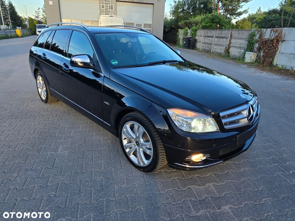 Mercedes-Benz Klasa C 180 BlueEFFICIENCY Avantgarde - 33
