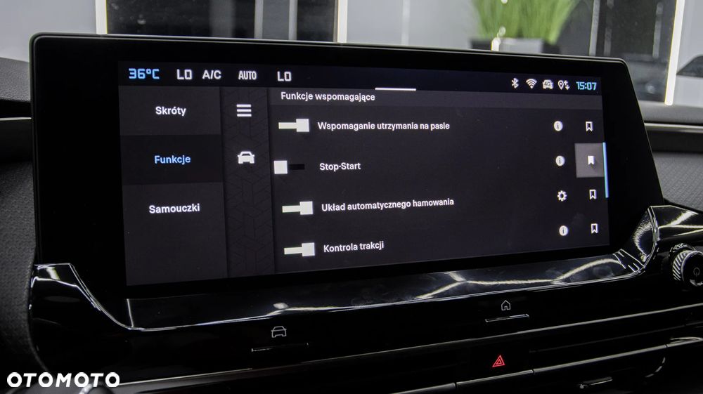 Citroën C5X 1.6 PureTech Shine EAT8 - 32