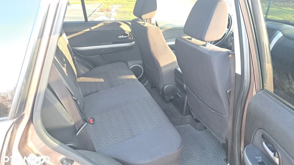 Suzuki Grand Vitara 2.4 Premium - 6