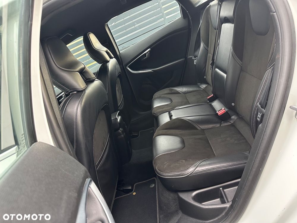 Volvo V40 D2 RDesign - 5