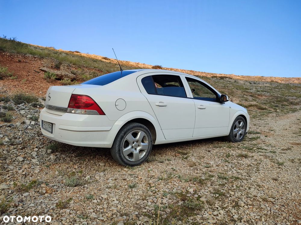 Opel Astra III 1.6 - 4