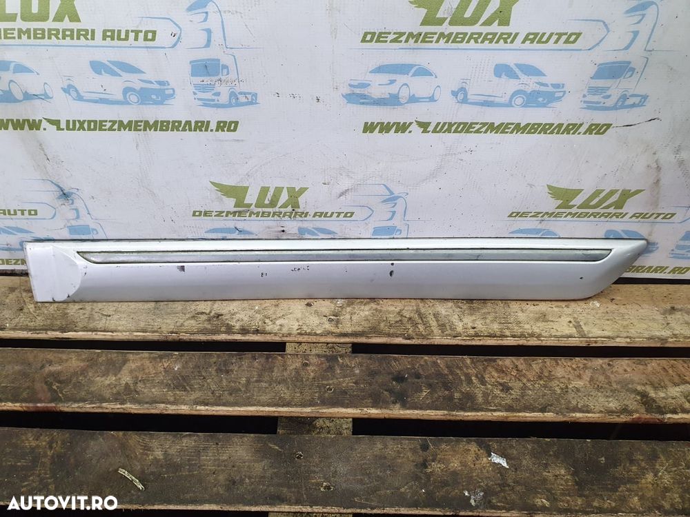 Bandou usa stanga spate 77630-52d00 Suzuki Grand Vitara 1  [din 1998 - 1