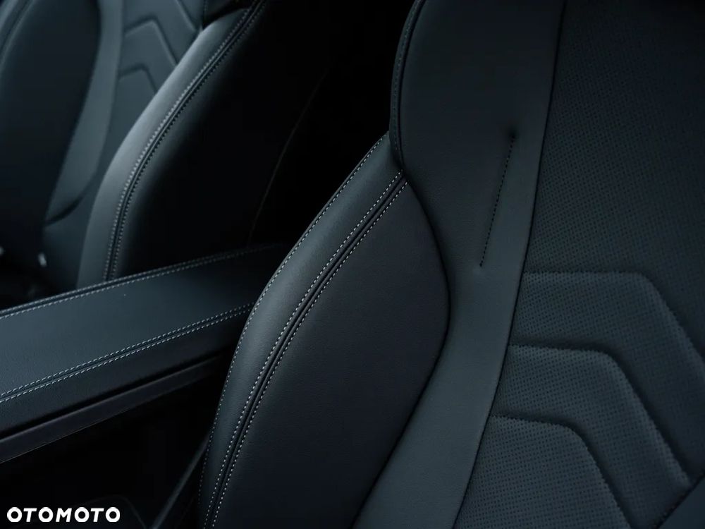 BMW X2 sDrive18d - 13