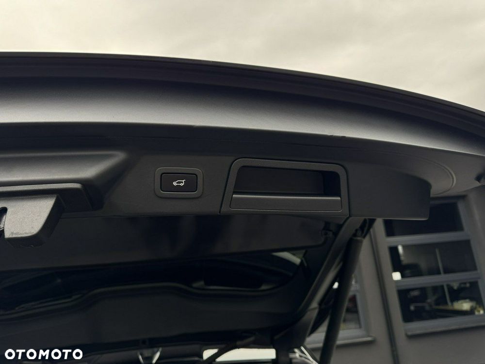 Land Rover Range Rover Velar 2.0 P250 R-Dynamic S - 13