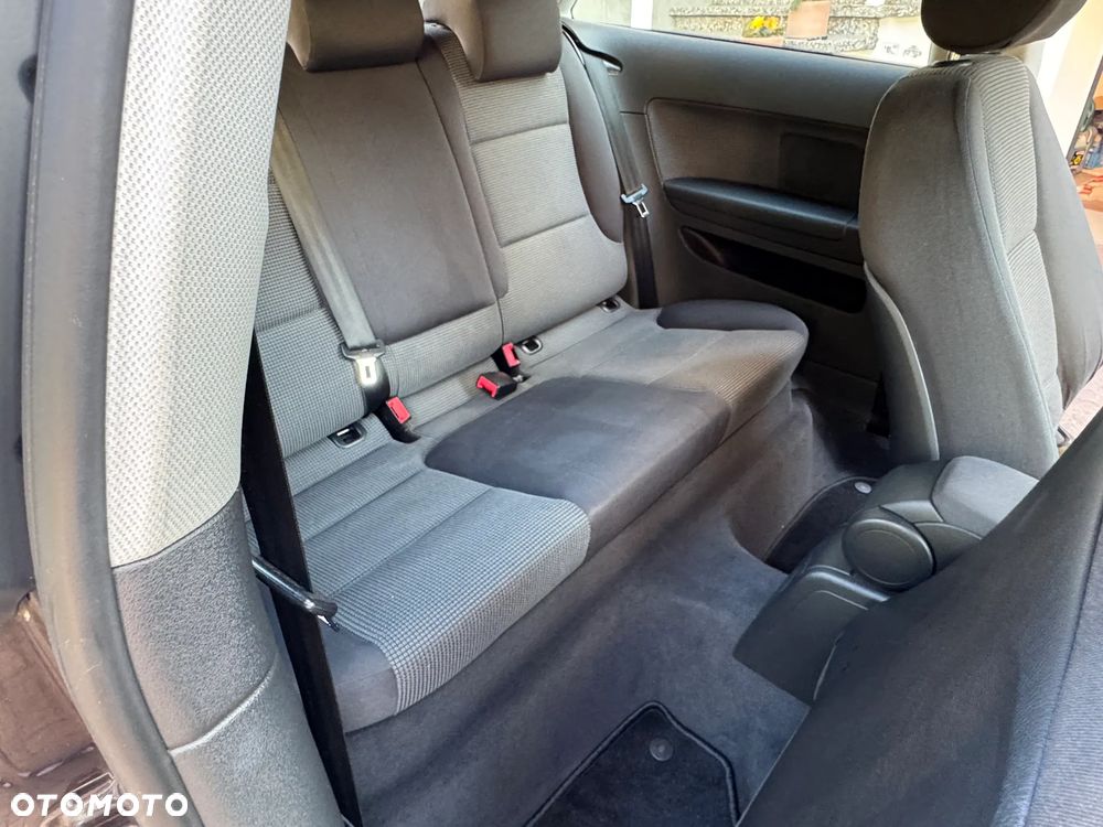Audi A3 3-drzwiowe 1.6 Ambition - 16