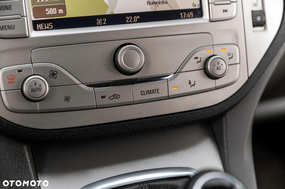 Ford Kuga 2.0 TDCi 4x4 Titanium - 35