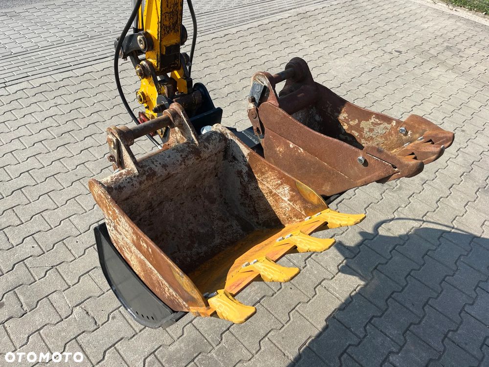 JCB 8025 ZTS - 12