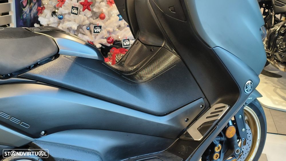 Yamaha TMAX 560 TechMax - 4