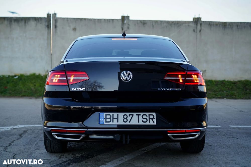 Volkswagen Passat 2.0 TDI DSG (BlueMotion Technology) Highline - 8