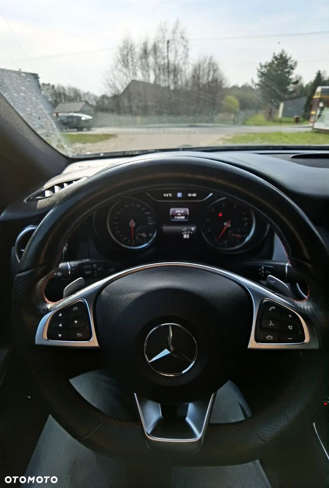 Mercedes-Benz GLA 200 7G-DCT AMG Line - 13