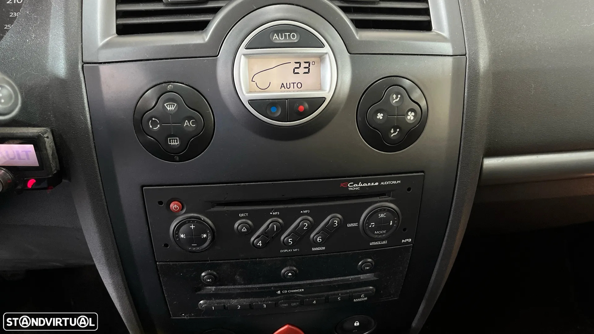 Renault Mégane 1.5 dCi Dynamique S - 15
