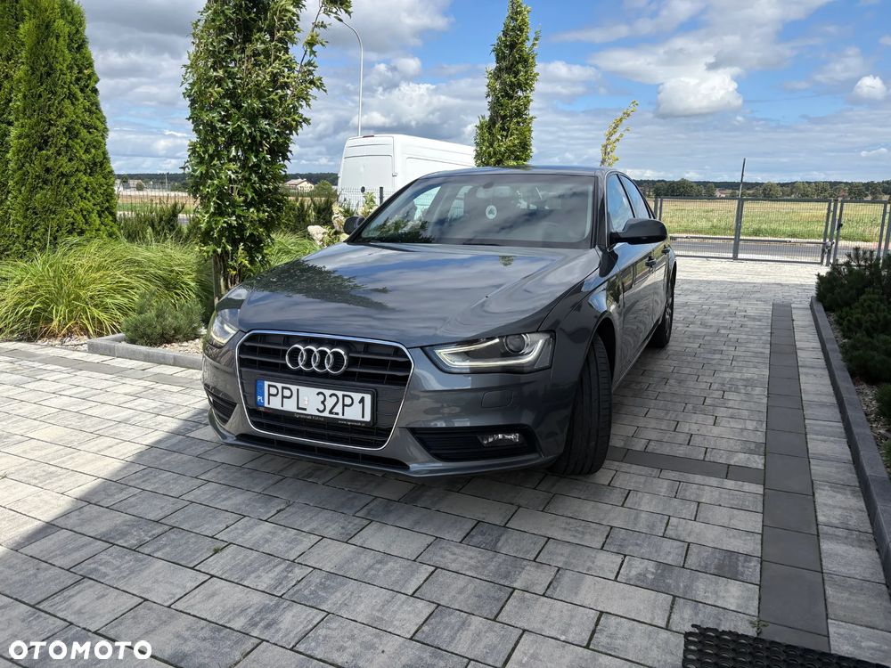 Audi A4 Limousine - 2