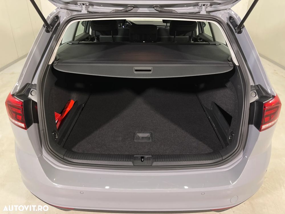 VOLKSWAGEN Passat 2023 — imagine 39