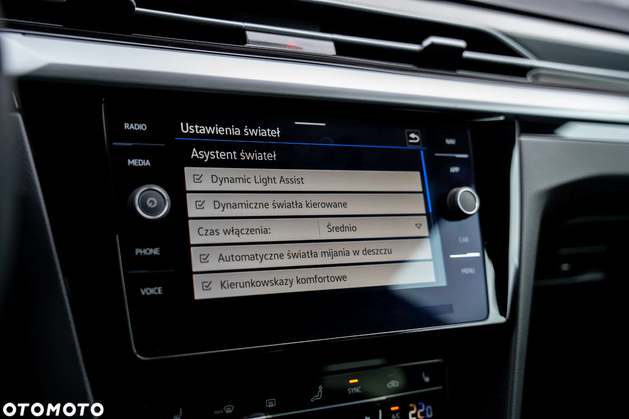 Volkswagen Arteon 2.0 TSI R-Line DSG - 19