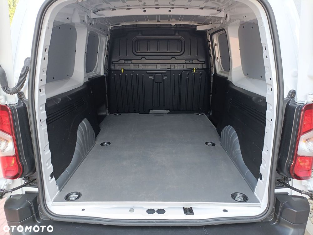 Toyota PROACE CITY - 12